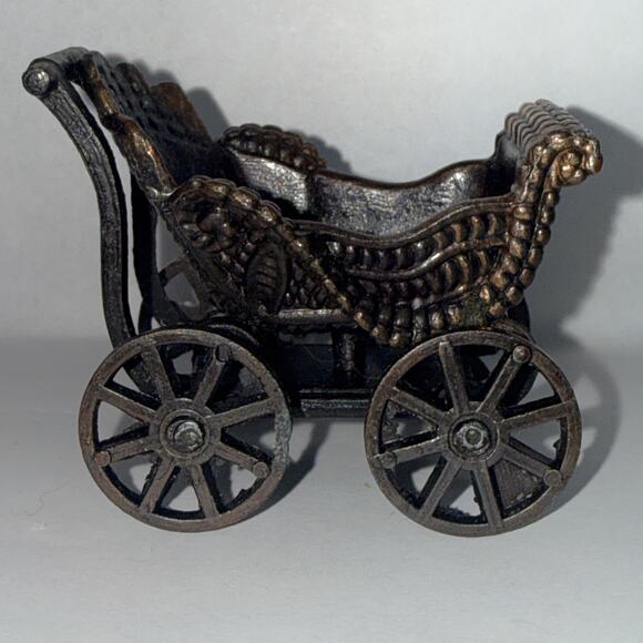 Miniature 1976 Durham Industries Metal 2" Baby Stroller Carriage Dollhouse - Picture 8 of 8